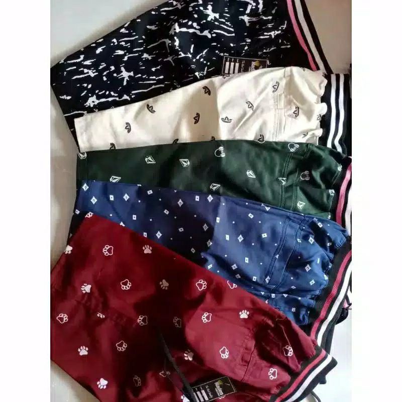 CELANA PENDEK SANTAI CELANA DISTRO MOTIF CELANA CHINOS