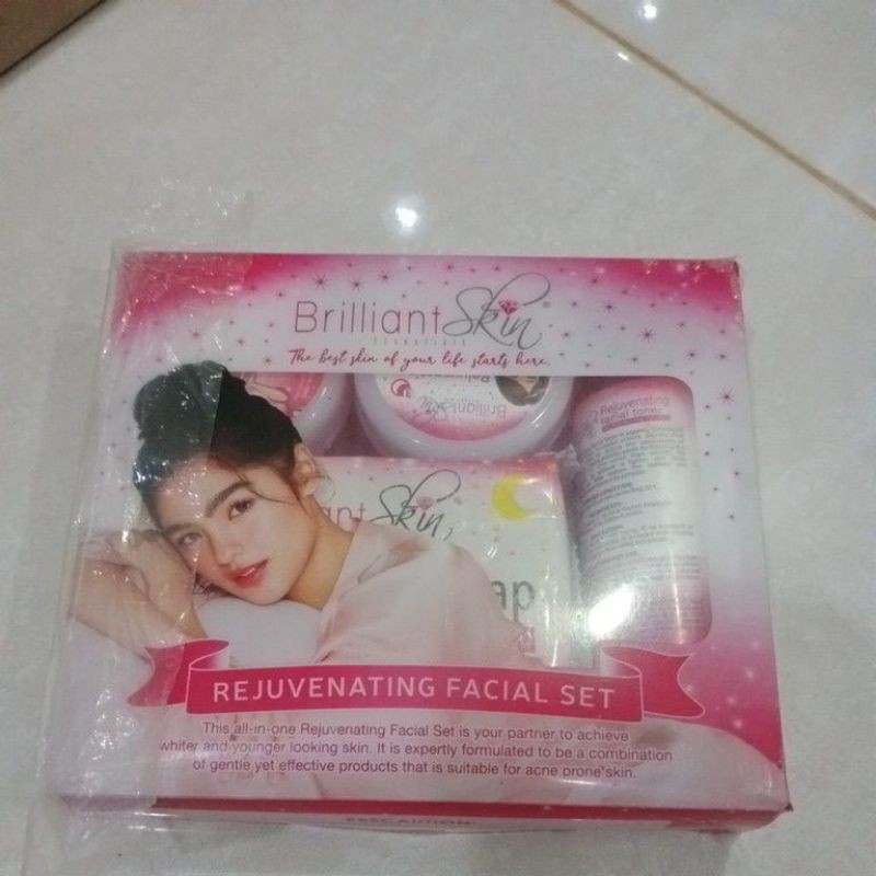 

BRILIANT (REJUVETANING FACIAL SET)