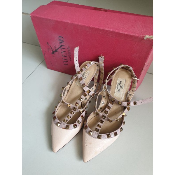 PRELOVED SEPATU VALENTINO STUDS HEELS MIRROR NUDE SIZE 34 (setara kaki 35)