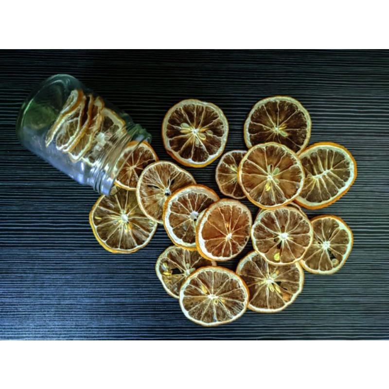 

dried lemon slice/lemon kering 50gr