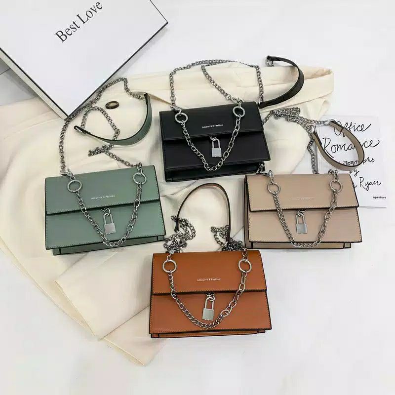 Tas Selempang Wanita Fashion Gembok 7468