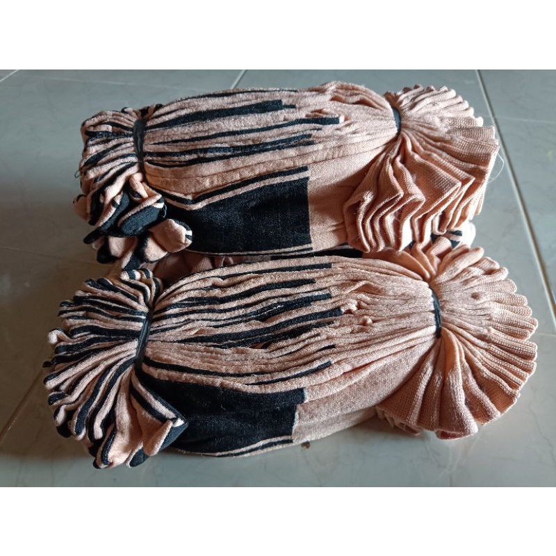 (1 LUSIN)DAN(½ LUSIN)KAOS KAKI NON PLASTIK/KAOS KAKI JEMPOL