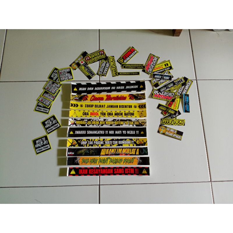 

STIKER AQUARIUM READY 30 x 3 CM ISI RANDOM/ ACAK