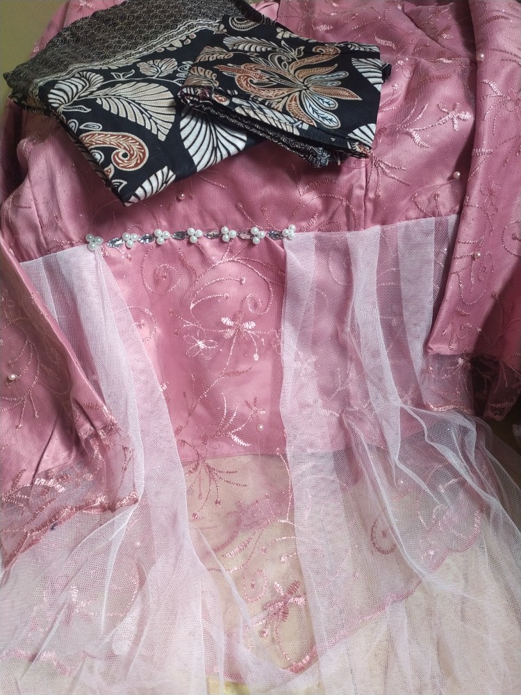 Kebaya Couple Semi Prancis Katun Bahan Kebaya Semi France Corneli Couple Anisa Batik Couple