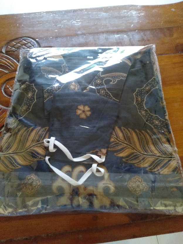 Krisno Mukti Navy Kemeja Batik Pria Lengan Panjang Full Furing Katun Halus Batu Raden