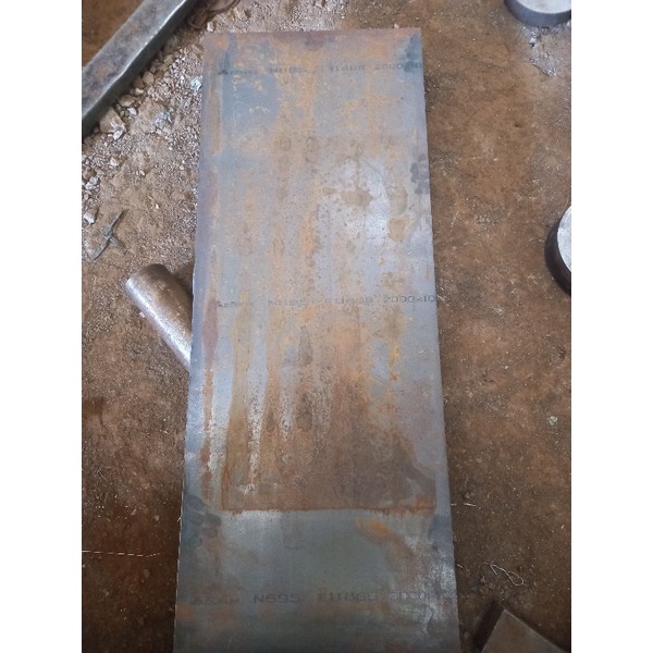 Baja karbon N695 Bohler Austria 5x40x400mm bahan golok