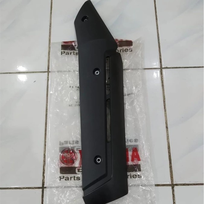 Pelindung Tutup Cover Knalpot Yamaha Vixion NVA NVL 1PA-E4718-00