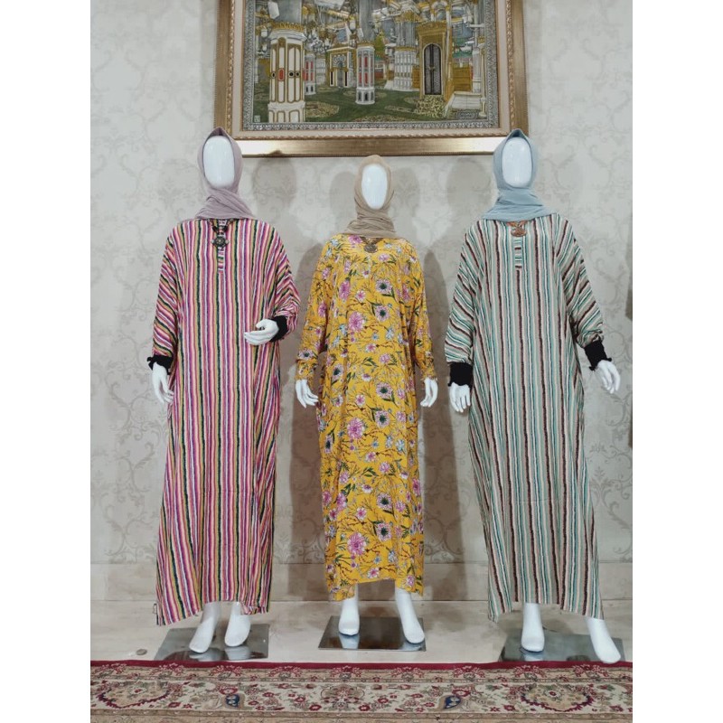 Kaftan Motif Salur & Bunga