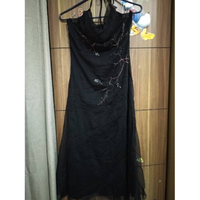 Preloved dress pesta backless Mama & Leon