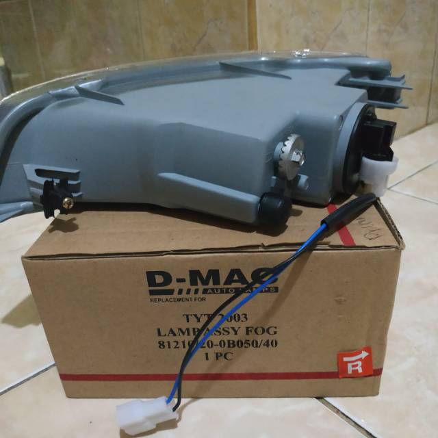 Lampu kabut foglamp kijang kapsul 2003 keatas kanan