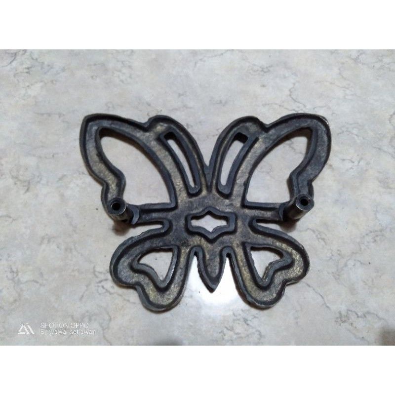 Handle Pintu / Gagang Pintu Rumah Gebyok Pagar Kuningan Motif Kupu-Kupu 14cm