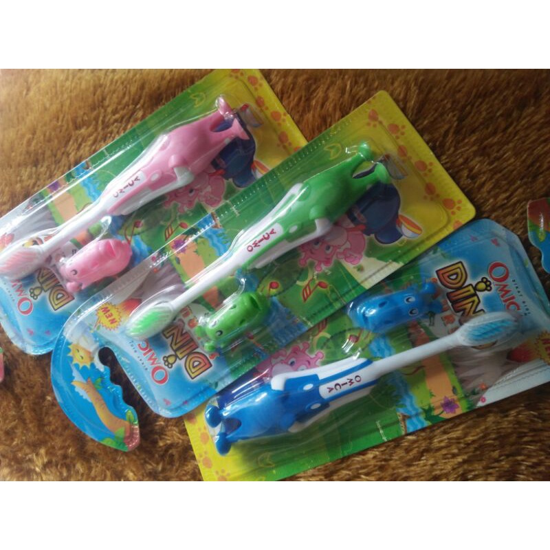 Sikat gigi anak Omica