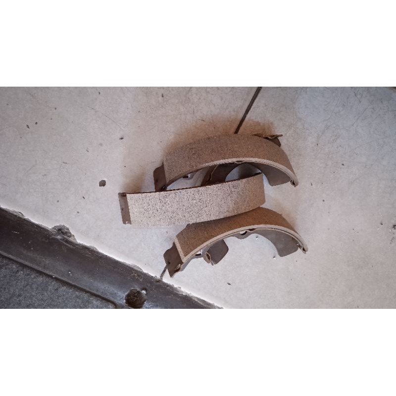 kampas rem belakang carry futura ori