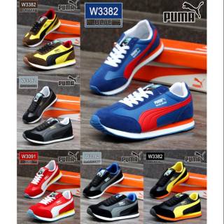 sport shoes store