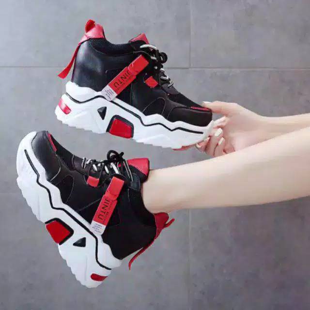 Sepatu sneakers wanita jiantun