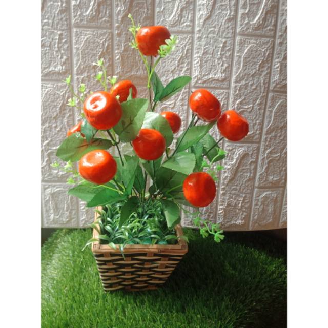 

Artificial pohon jeruk imlek dengan pot rotan anyam/decorasi imlek