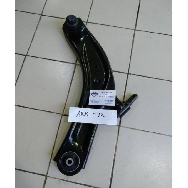 SAYAP LOWER ARM NISSAN XTRAIL T32