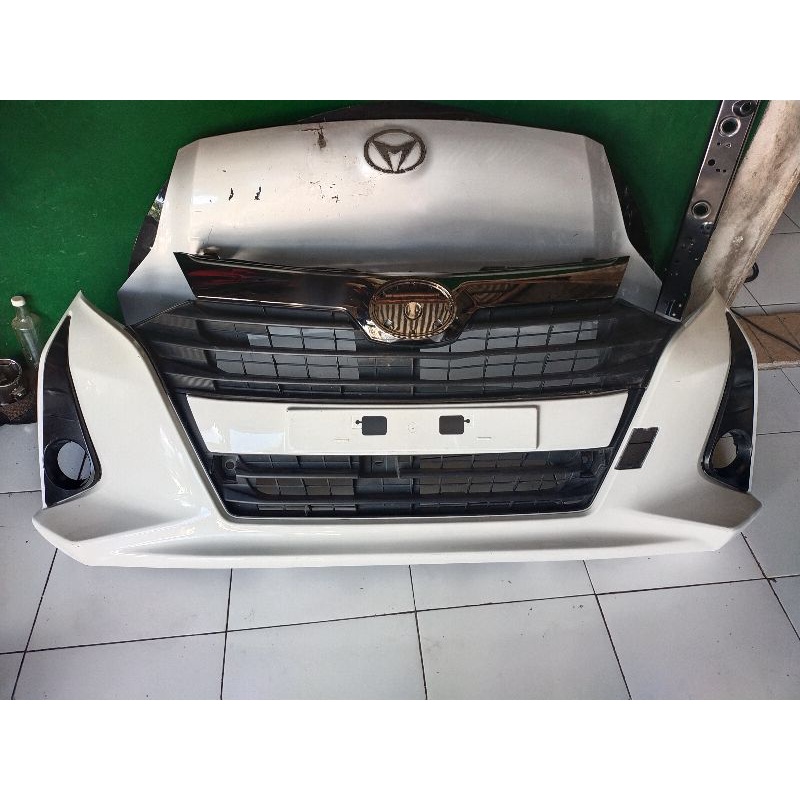 bumper depan toyota  CALYA 2018.2019.2020 kumplit