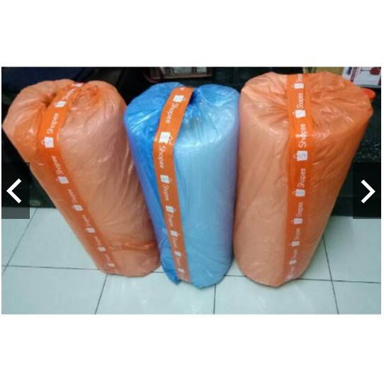 

BUBBLE WRAP METERAN UKURAN 125CM X 100CM - PLASTIK PEMBUNGKUS FRAGILE