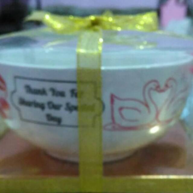 Souvenir pernikahan mangkok mewah