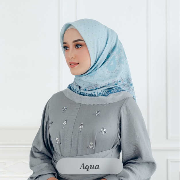 Deyn Scarf - Athara Square Scarf