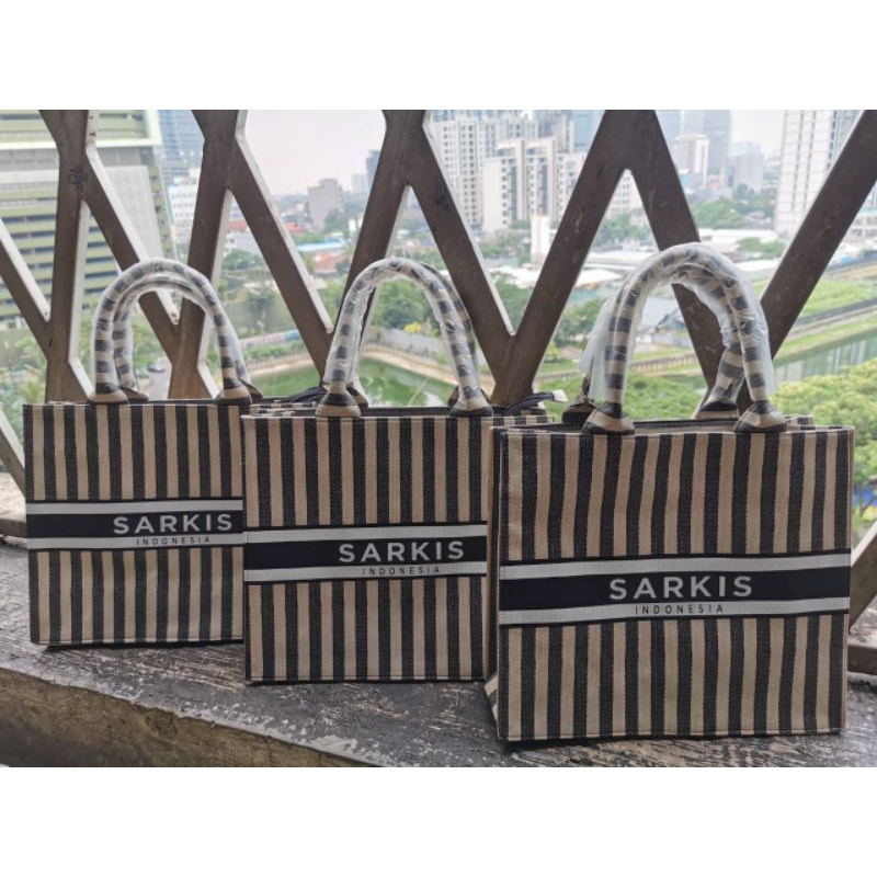 Tas kanvas by sarkis hijab