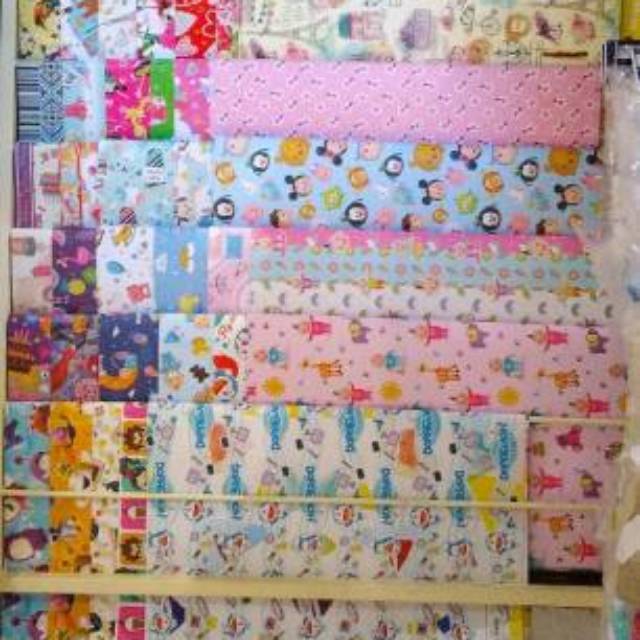 

Kertas kado mix murah