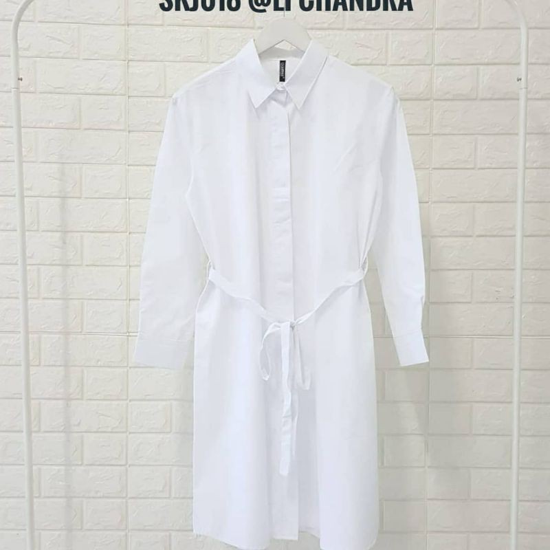 blouse lichandra / blouse putih / blouse keren / kemeja putih
