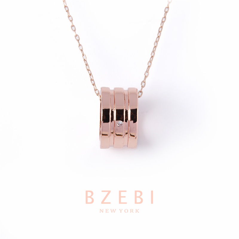 Kalung Titanium Steel Rose Gold 18k Hias Liontin Berlian Imitasi Gaya Korea Untuk Wanita 882n