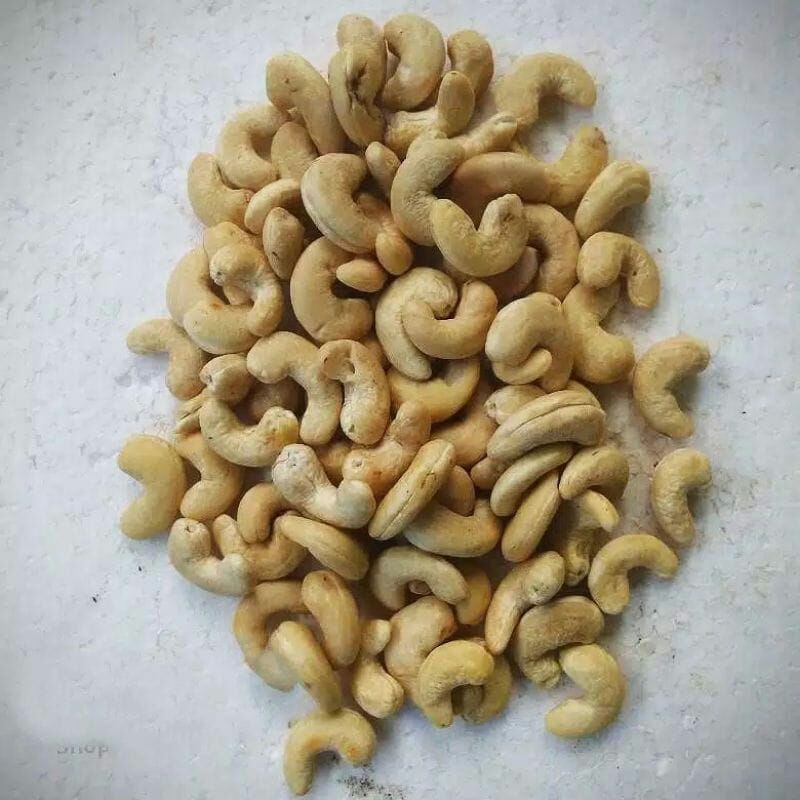 

kacang mede mentah original, netto 250 gram