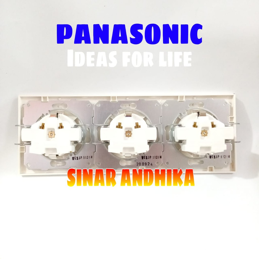 STOP KONTAK TRIPLE GROUNDING (CP) PUTIH STYLE E PANASONIC WESJP 11233W