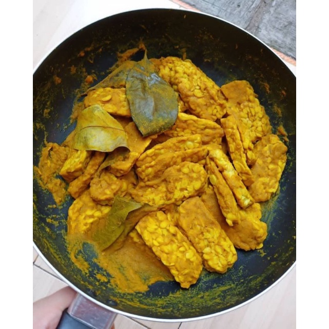 

TEMPE UNGKEP SIAP GORENG (FROZEN)