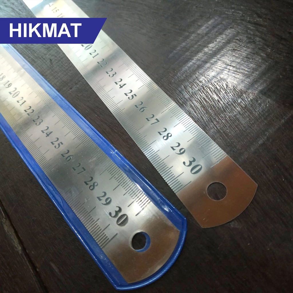 

Penggaris Besi Panjang 30cm / 50cm (20inch)