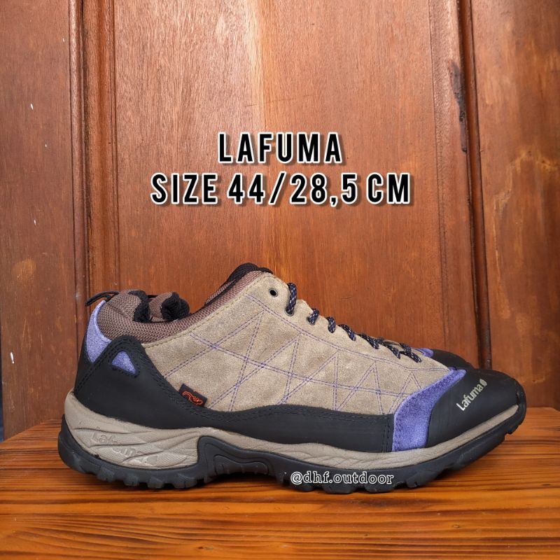 Sepatu Gunung Lafuma