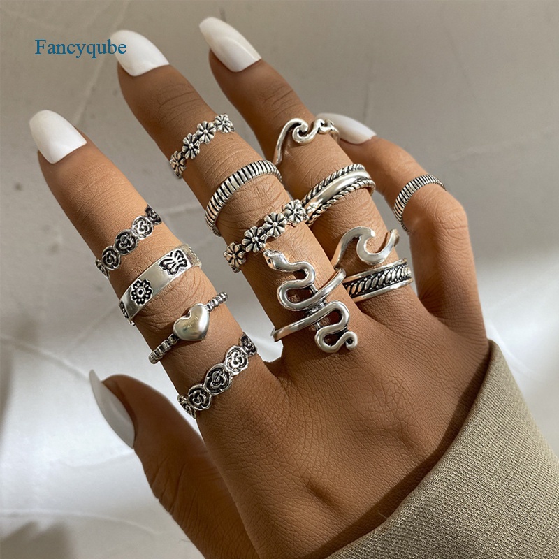 Fancyqube 13pcs / Set Cincin Desain Ukiran Ular Hati Bunga Warna Silver Gaya Boho Vintage Punk Untuk Wanita