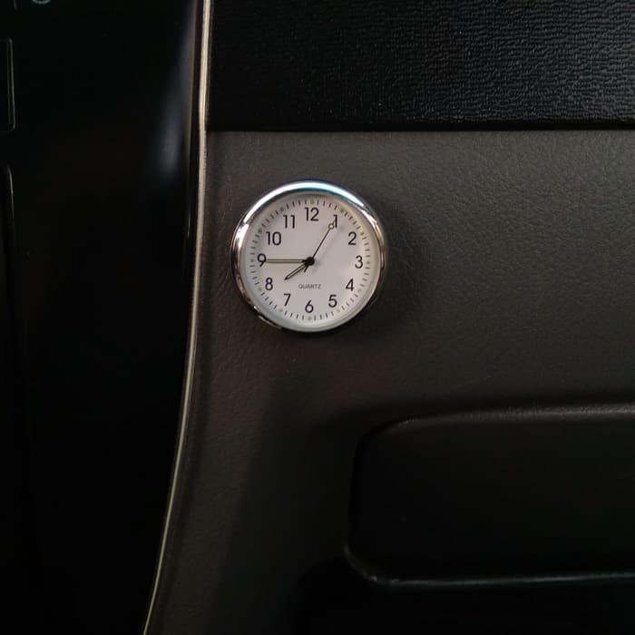 Jam Analog Untuk Dalam mobil dan ditempel di dashboard mobil