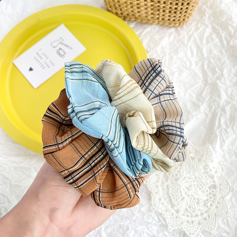 Srunchie Rambut Wanita Motif Kotak Gaya Korea Import / Ikat Rambut Motif Kotak Untuk Wanita-1