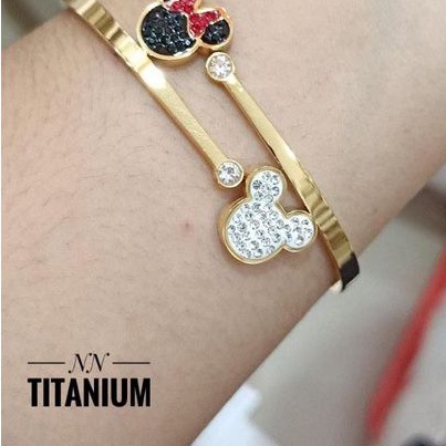 Titanium gelang wanita i11