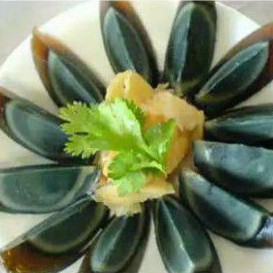 

TELUR BEBEK PHYTAN/PRESERVED EGG 4PCS