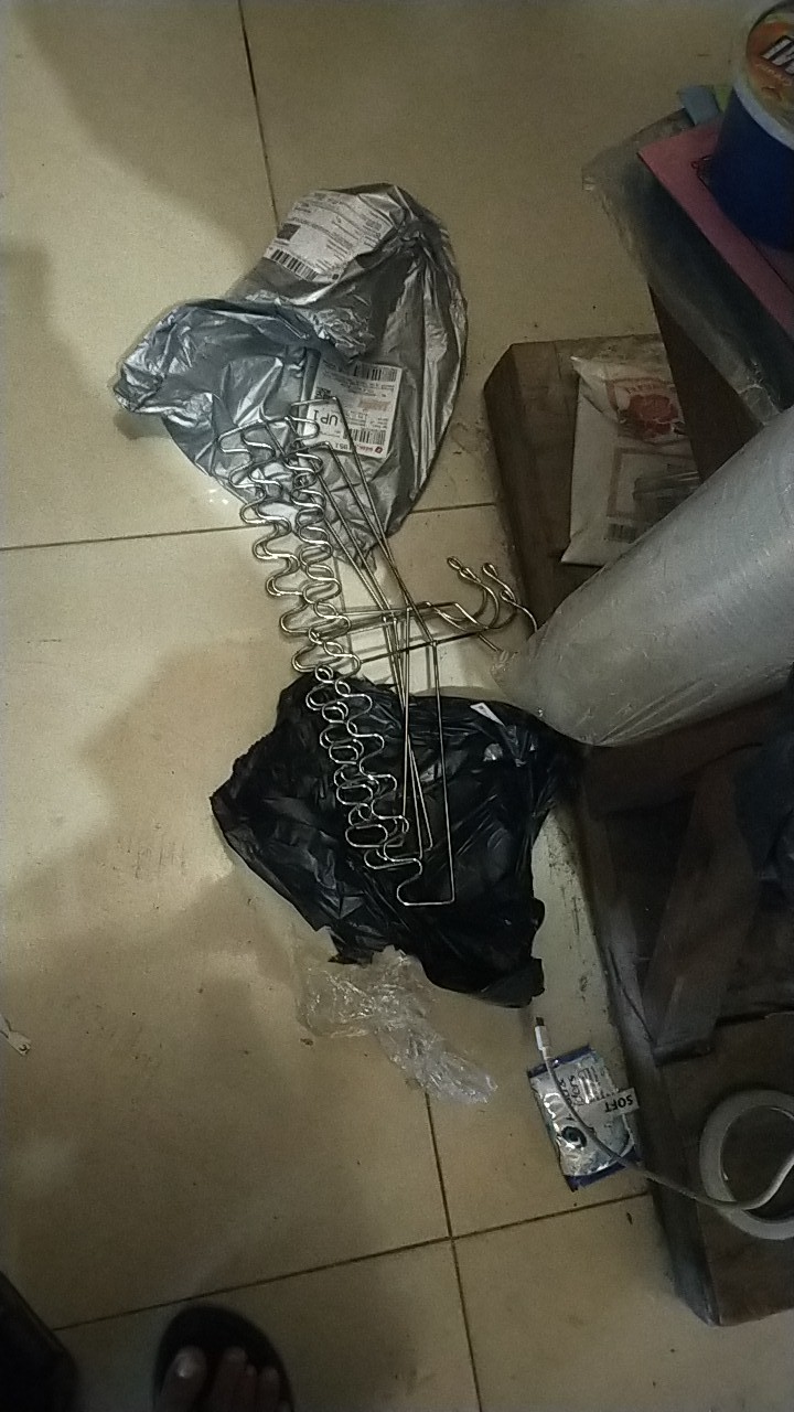 Hanger Sisir 12 / Gantungan Hanger 12