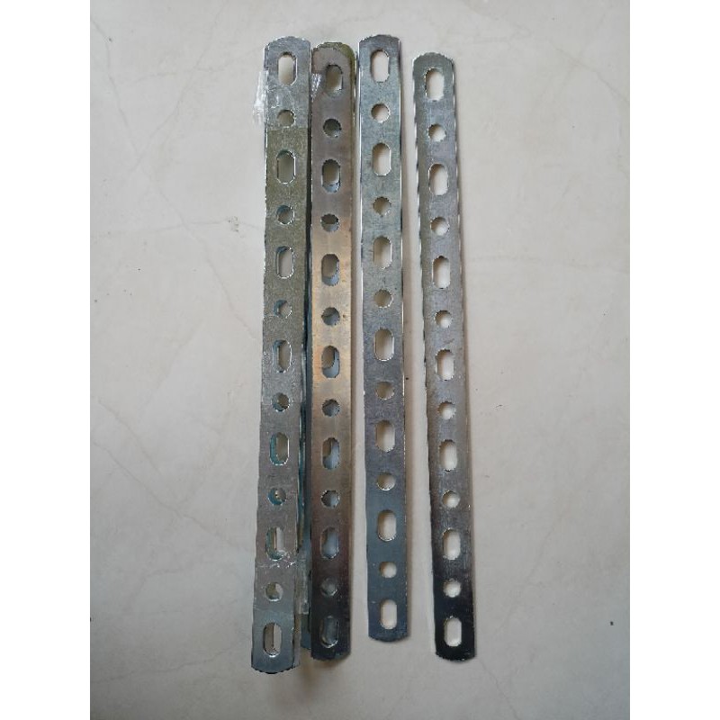 Plat besi lubang / plat braket / plat strip untuk tempat klakson dan relay