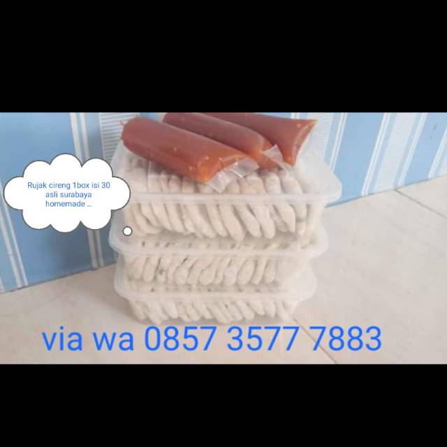 

Rujak cireng asli Surabaya buatan sendiri. (Harga 12.000-23.000)