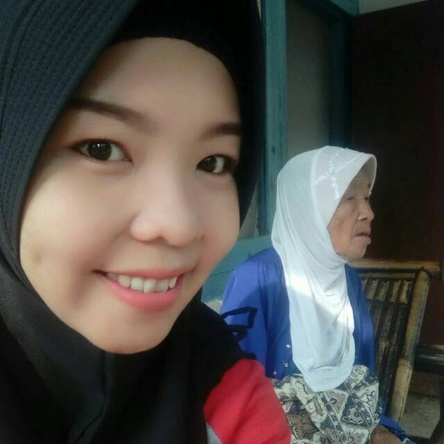 anisapriliarezkyolshop