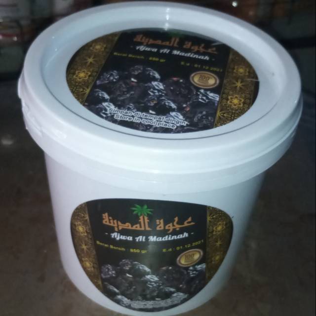 

Kurma Ajwa Premium 850gr