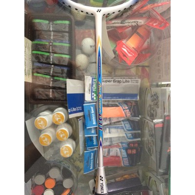 raket yonex arcsaber d11