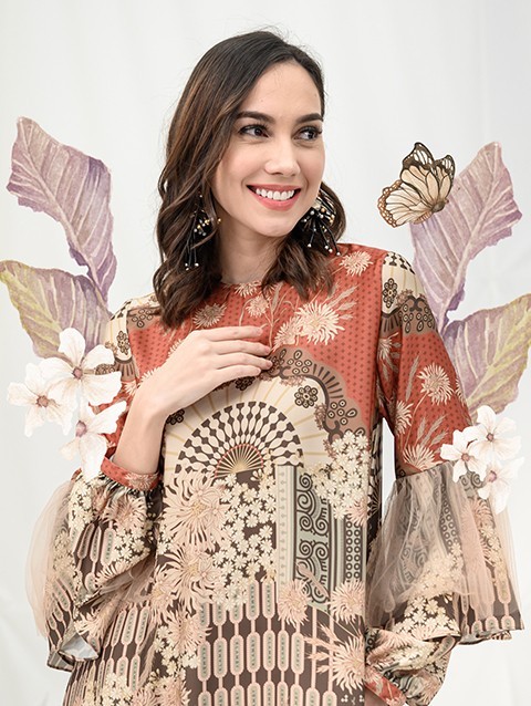 Nada Dress in Sunset - Wearing Klamby