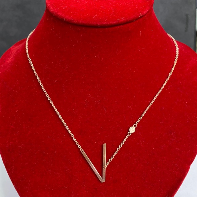 Kalung UBS Edisi Carendelano Rosegold Huruf V (Emas Asli Kadar 750)