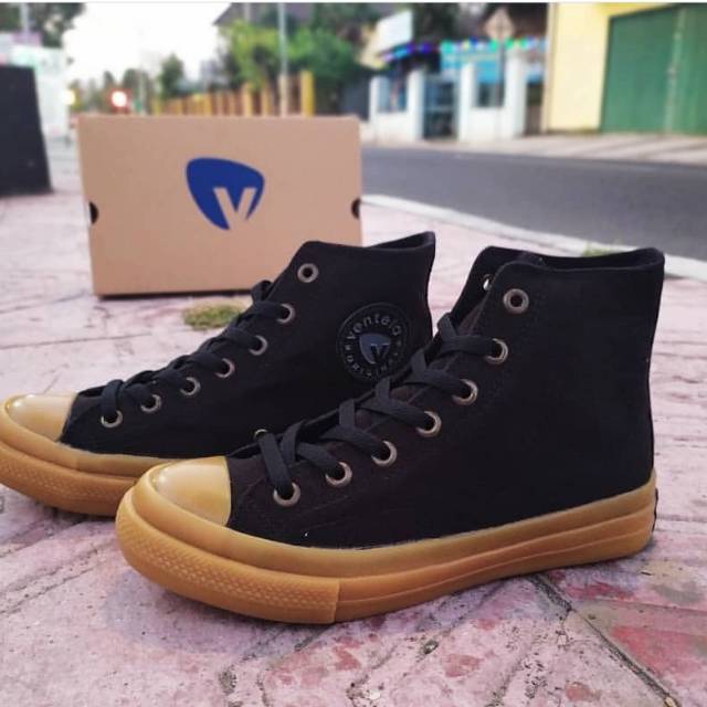 VENTELA BTS 70S PLAY HI BLACK