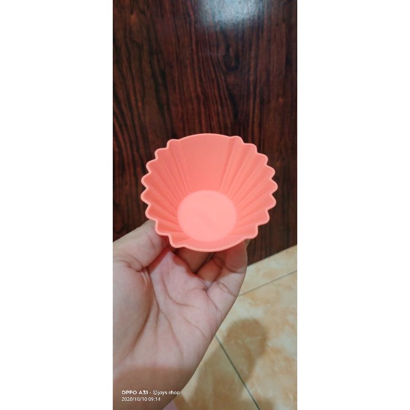 tupperware silicon cup