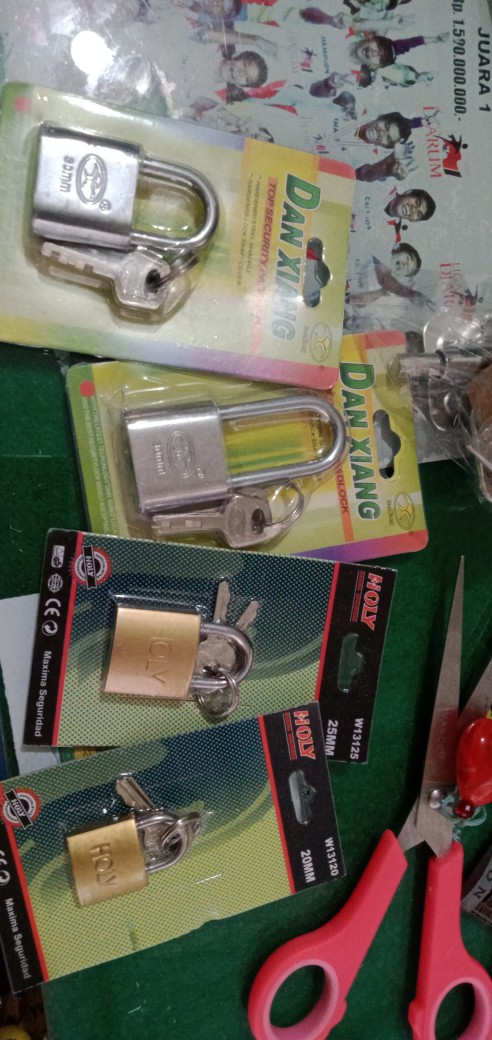 Gembok 30 Mm Kunci Pintu Pagar Rumah Kamar Toko Gerbang 30mm Leher Pendek Serba Guna Serbaguna